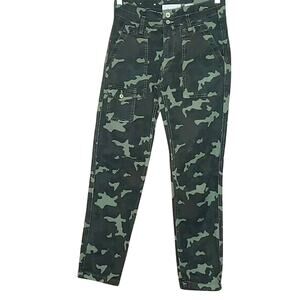Anthropologie, The Wanderer Green Camo Cropped Jeans- 25